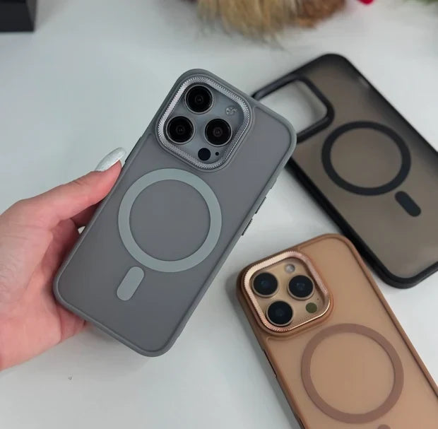 Matte Transparent MagSafe Case